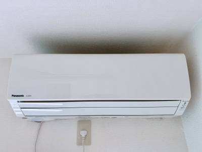 綺麗なエアコンが付いていきます
