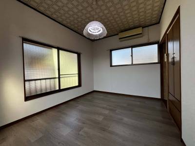 重い家具も置ける洋室。自分好みの寝室や書斎が作れます。