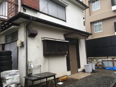 外観は古いですが定期的にメンテナンスしております