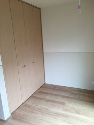 明るい寝室です。