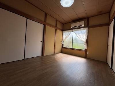 西向き居室は和室テイストを残した落ち着き空間⭐︎