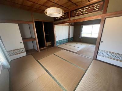 2階和室　2部屋繋げて広々使えます
