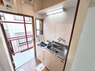 キッチン周り、コンロはIH