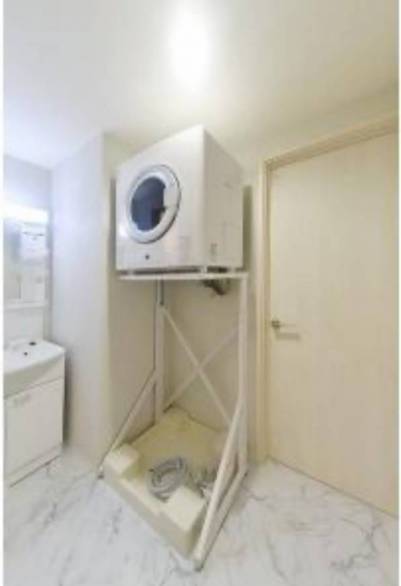 ガス乾燥機、室内洗濯置