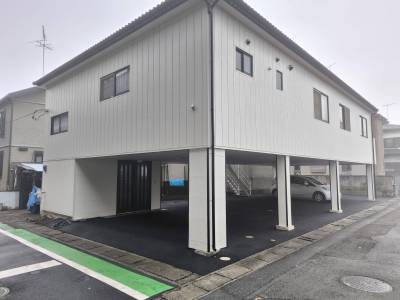 外壁、屋根塗りなおしたばかりです