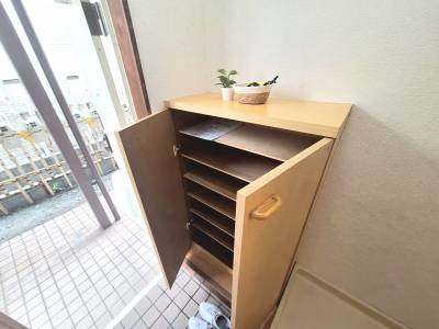 シューズボックスあり