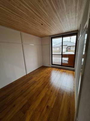 寝室（ベランダあります）