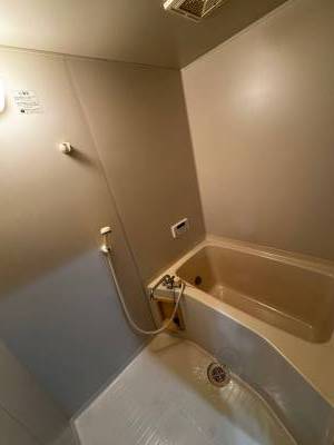 浴室（追い炊き機能付き）