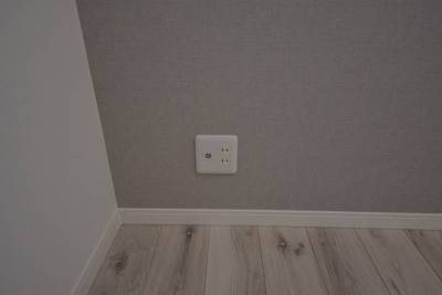 テレビのコンセントも完備