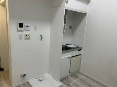 キッチンと室内洗濯機置き場