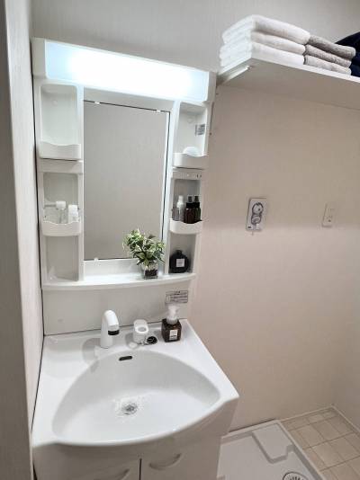 脱衣所、室内洗濯機スペースも充分♪