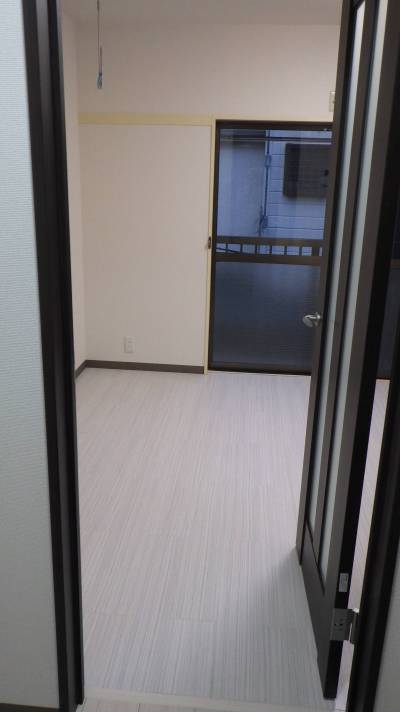 写真は２０２号室のもの。２０２と同様のリノベーションを行う。