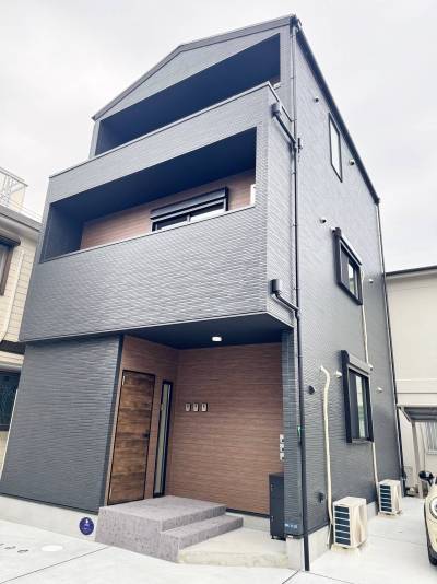 落ち着いた外観