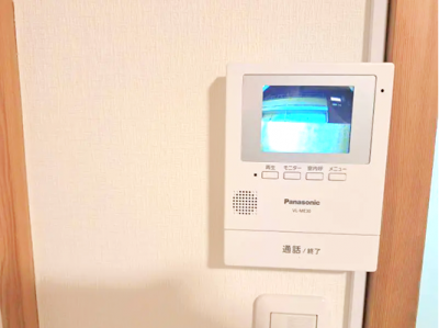 新品モニター付きインターホンあり