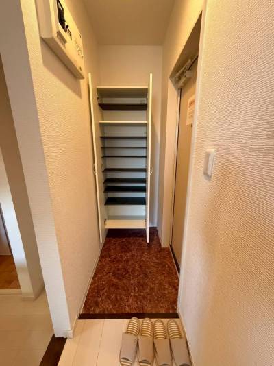 シューズボックスは収納スペースが多くあります