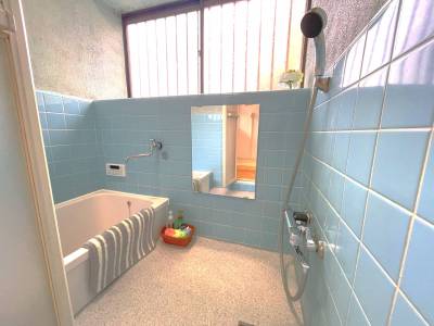 風呂　追い炊き機能付き！大型ミラーも◎