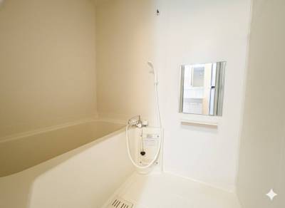 ゆったり浴槽で疲労回復を！