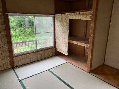 2階の和室は6畳の広さ、畳の香りがします！