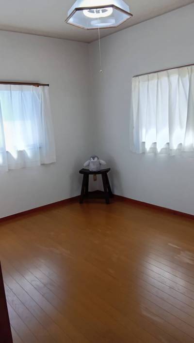 子供部屋にいいですね！２面採光で明るいお部屋です。