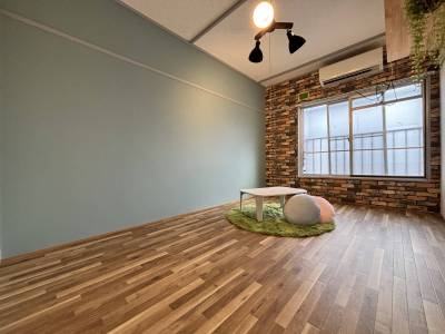 ブルックリンを感じさせる内装に