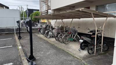 駐輪場あり！バイクもＯＫ！