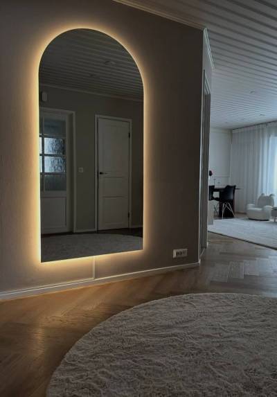 アイデアとして、LEDの鏡を置いても雰囲気でてオススメ