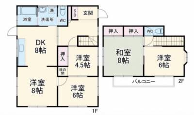 軽量鉄骨の建物、エントランスも明るい