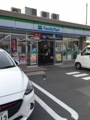 ファミマ　セブンイレブンもありますよ