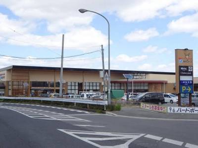 ならコープまで徒歩11分。100均やパン屋などもあります。