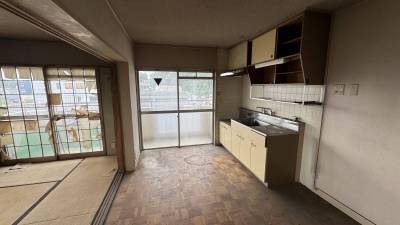 DIY可！南向きの角部屋。日当たり良好です！