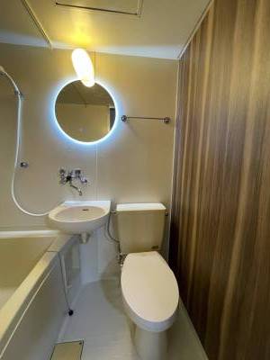 洗浄便座新品
LED付き鏡