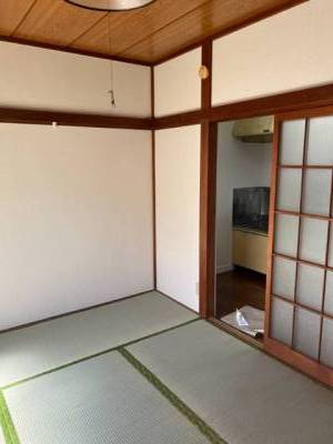 畳・壁紙新品。

