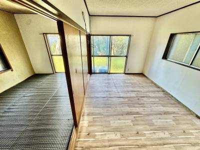1階は2部屋あります