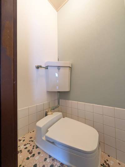 トイレにもかわいくアクセント