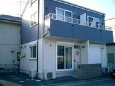 築10年ですが内外新しいです。