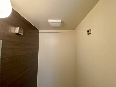 洗濯物ワイヤーもついていて便利すぎる。