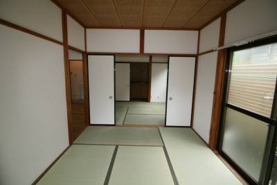 部屋（通し）。