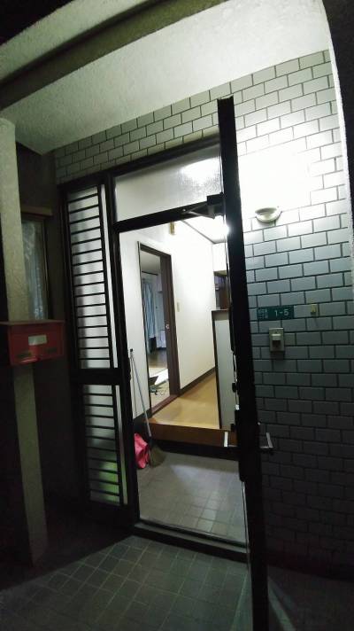 １F入口
