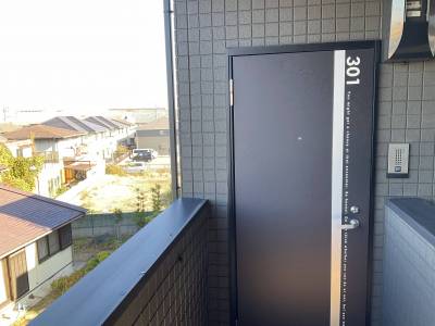 こちらがお部屋になります
３０１号室です