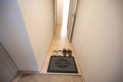 玄関も広々、靴が履きやすいです。