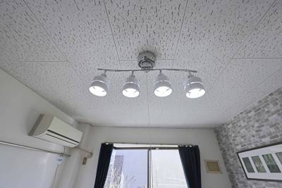 照明も備え付けです♫