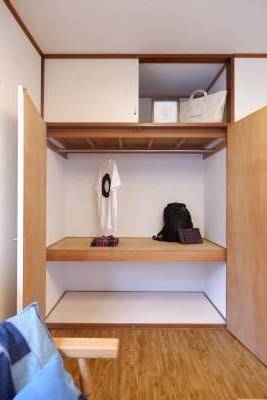洋室の収納も広々！