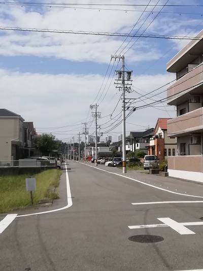 物件からスーパーとその奥に中部大学も見える距離♪