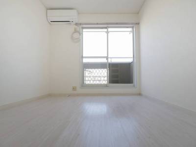 優しい光の入るお部屋