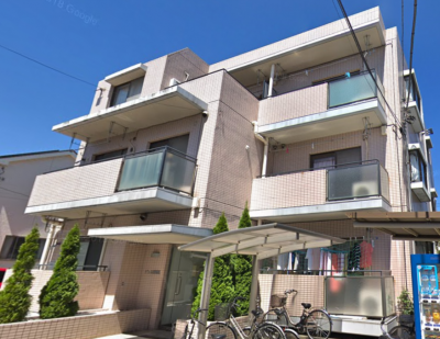 RC造3階建タイル張マンション