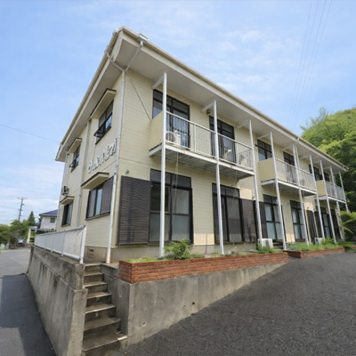 クリーム色の外壁をした建物です♪ クリーム色の外壁をした建物です♪