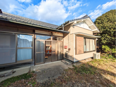 平屋建てです