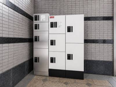 宅配ボックスが9個ありご不在の際でも安心です。