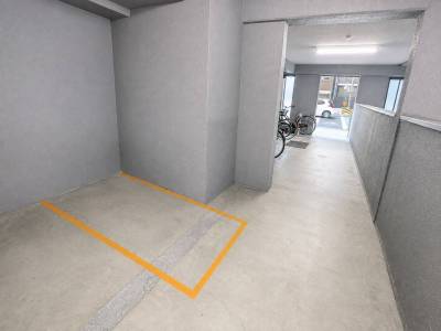 駐輪場、2.1x1.0mバイク区画ございます。