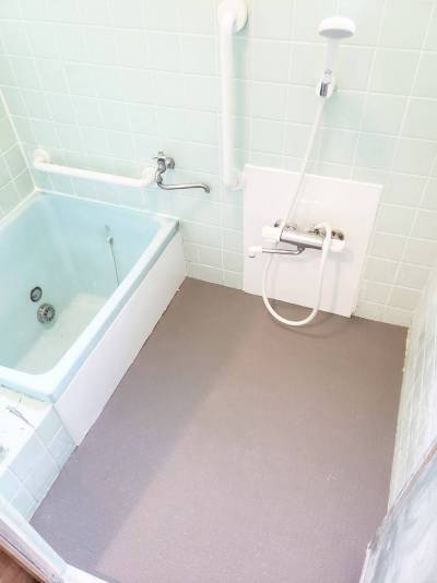 浴室も全面リフォーム済♪とても綺麗です♪